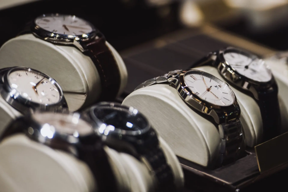 The Smart Barrier Guarding the Whole Life Cycle of Luxury Watches