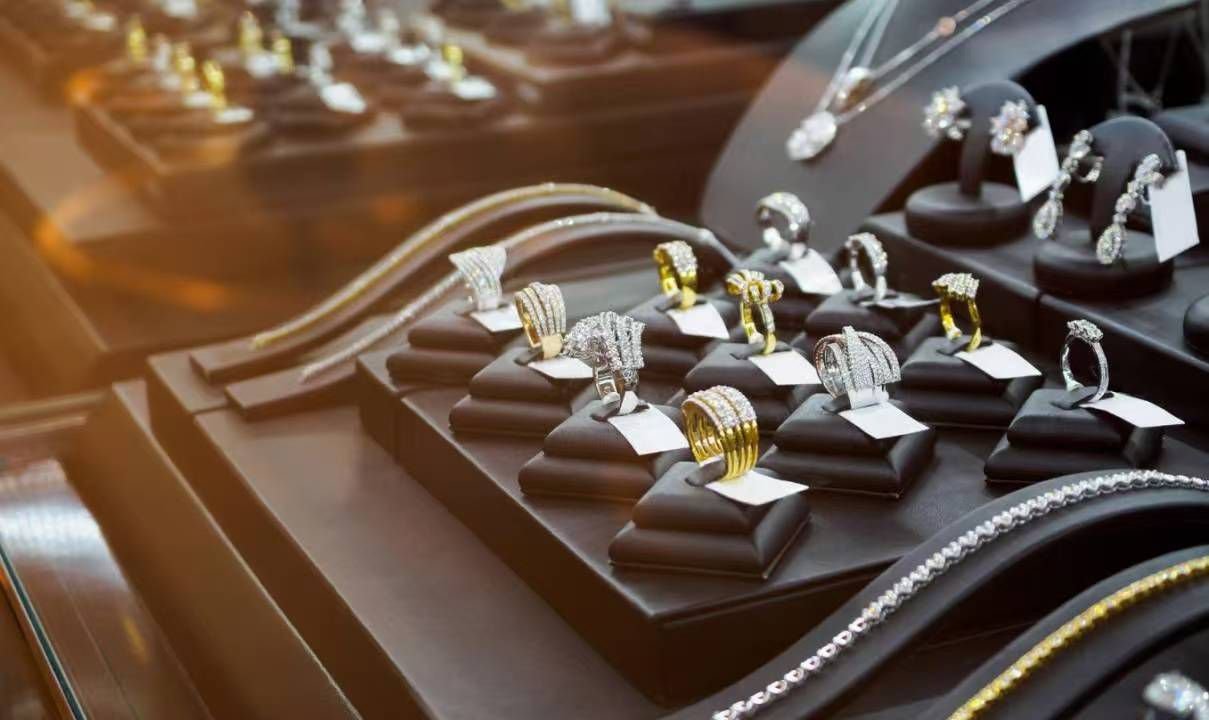 Design Principles and Application Scenarios of RFID Jewelry Tags